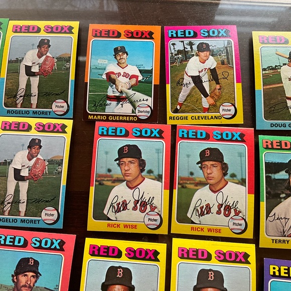 ❤️SOLD❤️1975 TOPPS MINI BOSTON RED SOX TEAM LOT 23 CARDS ERNIE BANKS LUIS TIANT - Picture 10 of 15